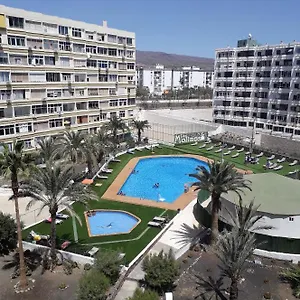 Deluxe Yumbo , Playa del Inglés España